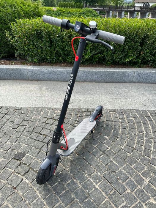 Электросамокат KUGOO M365 PRO (2025) 11Ач  NEW Чёрный
