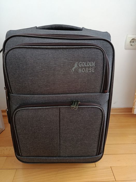 Валіза на колесах