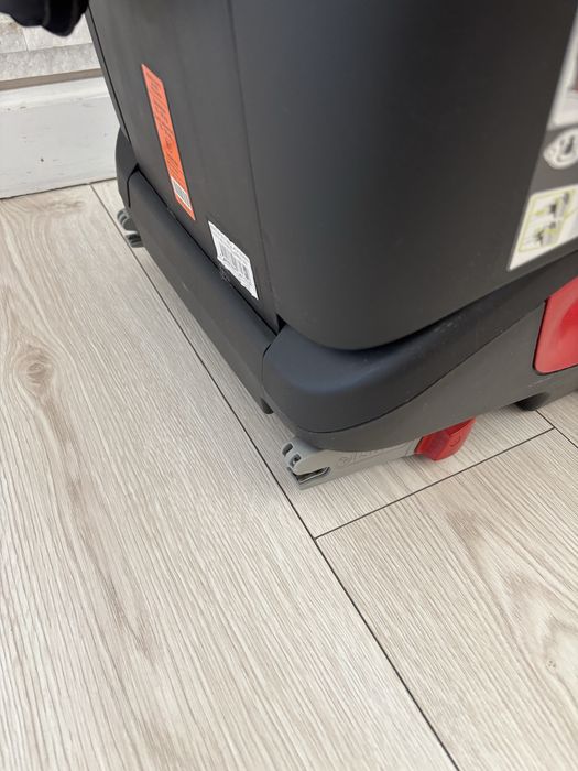 Fotelik samochodowy Britax RÖMER KIDFIX XP