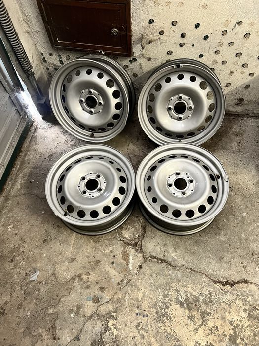 Corsa b ,jantes 15 e prendedor do sinto