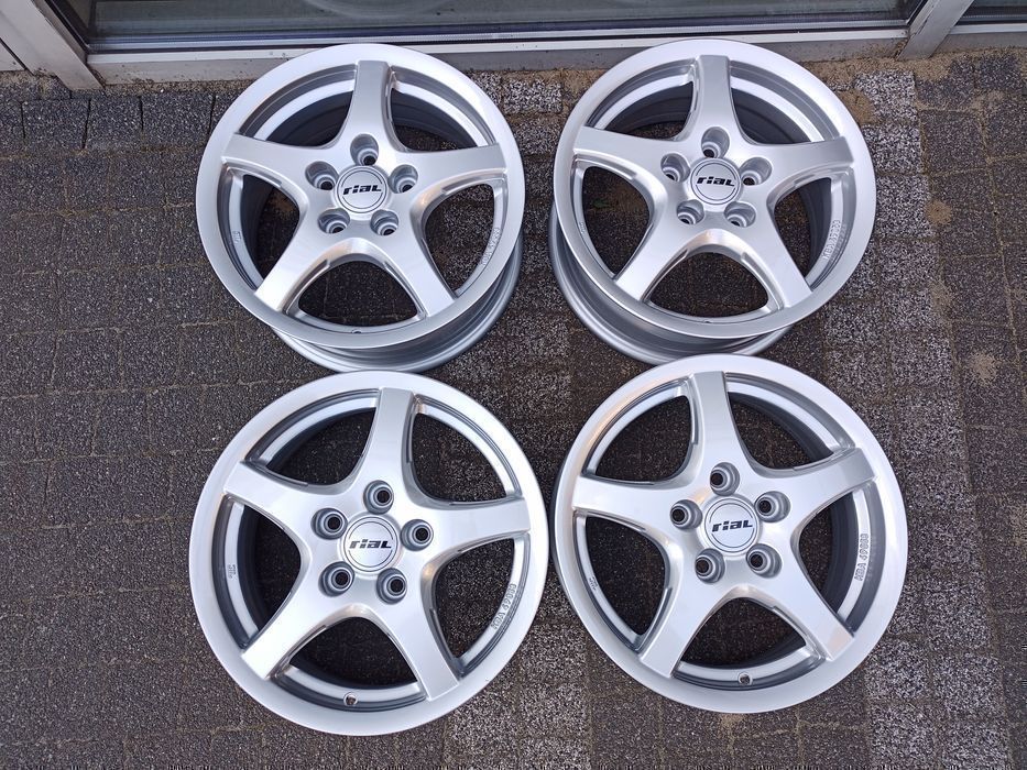 xx NOWE Alu RIAL 15" Vw Golf V Passat B5 Caddy Touran A3 Altea Oct DUB