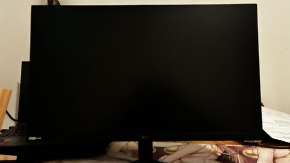 Munitor LG ultra gear 180hz 1ms