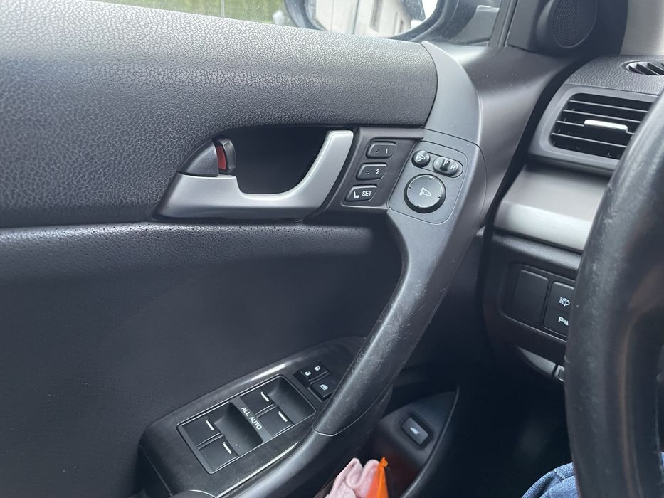 Honda Accord 2,2 iDTEC wersja Executive - bezwypadkowy, 190KM