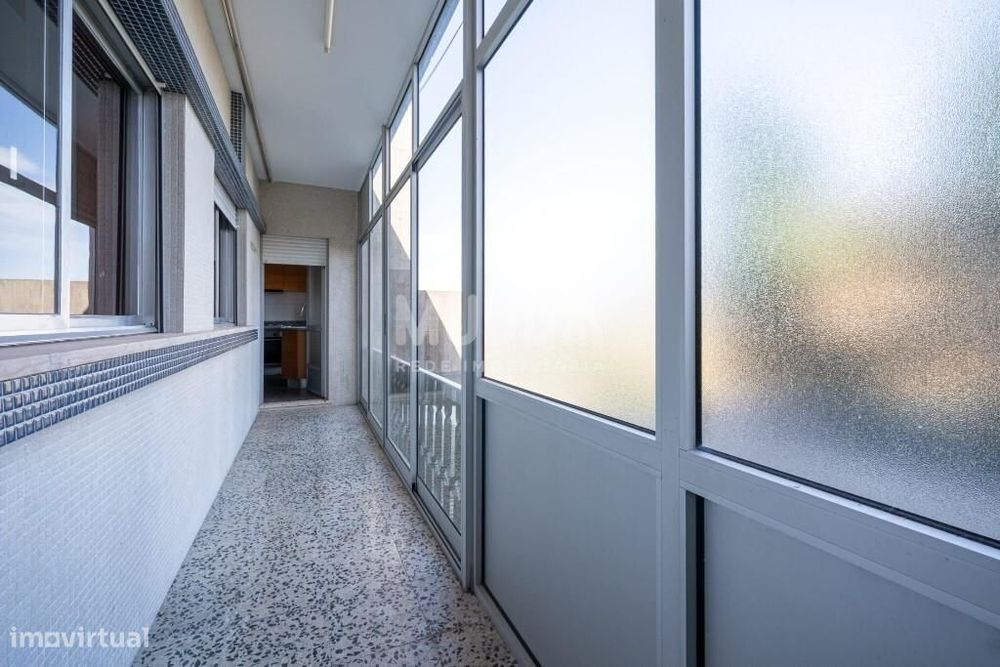 T4 com garagem | Habitação Própria ou Investimento  | Localização Prem