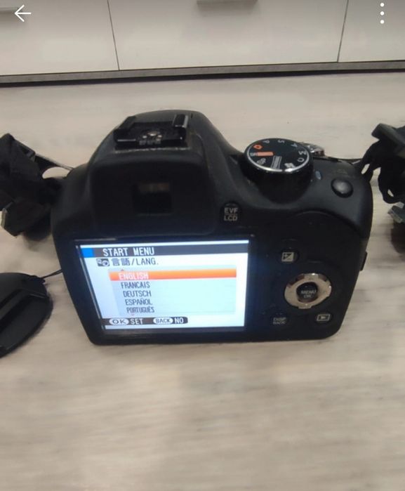 Fujifilm compacta LH300 com 3000 disparos