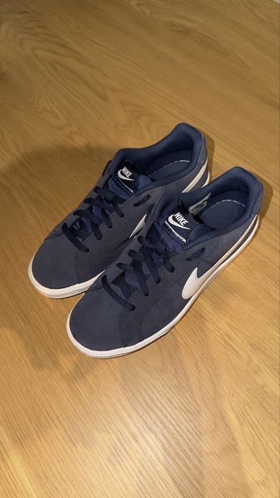 Sapatilhas nike em pele