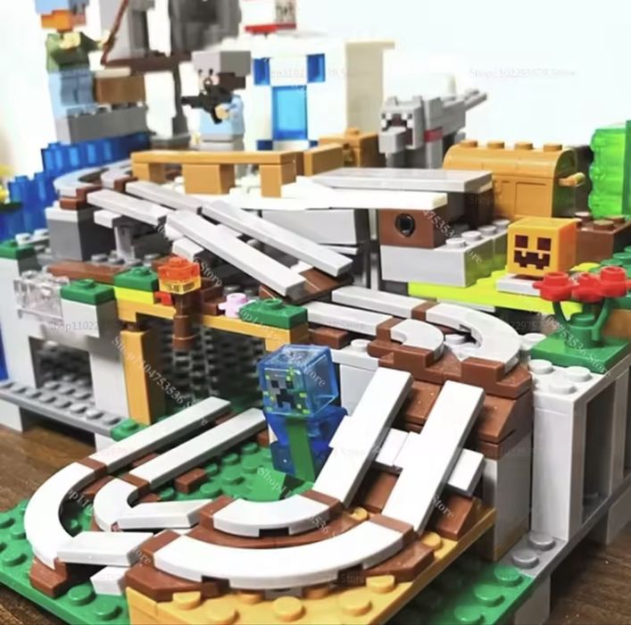 Zestaw klocków Górska Jaskinia Minecraft