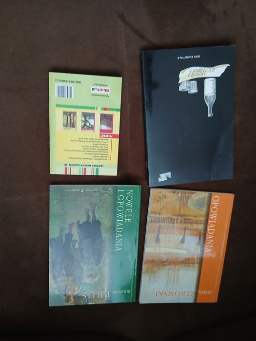Cztery  książki  S. Żeromskiego z B . Prusa, H Sienkiewicz