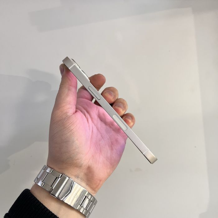 iPhone 13 128GB Starlight Как новый