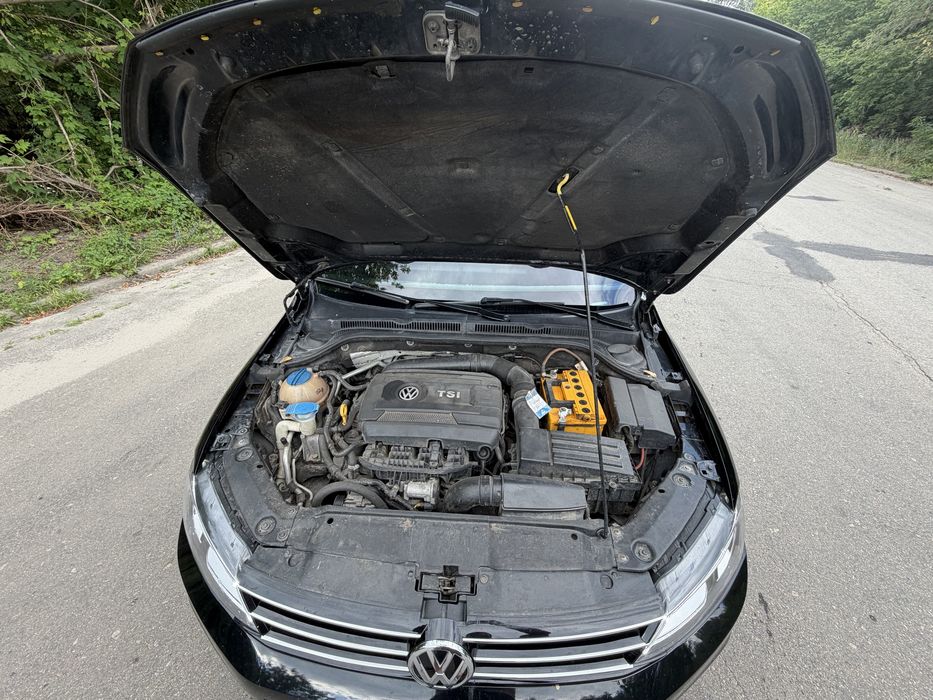 Продам Jetta 16 года