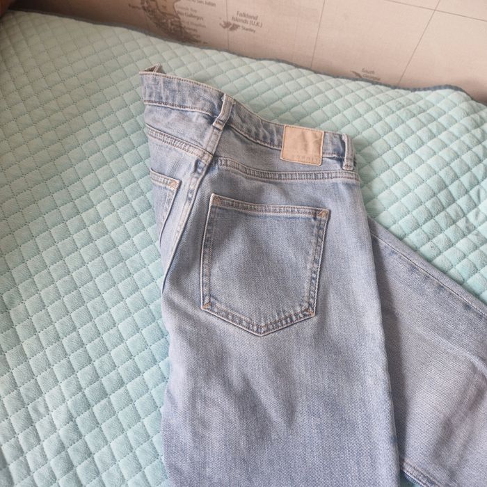 Jeansy Esprit, rozmiar 36, proste, jasny niebieski