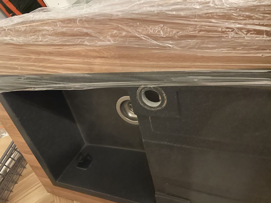 Ikea Saljan blat imitacja dębu z otworem na kuchenkę i zlewozmywakiem