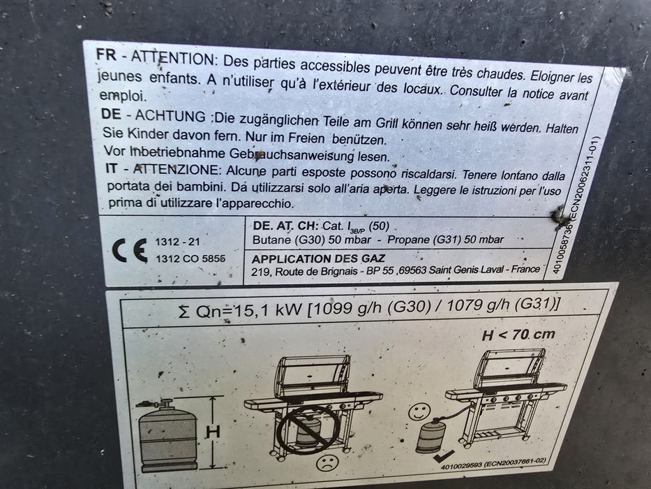 Grill gazowy Firmowy Stan Bardzo Ładny. GRIL GAZOWY  OKAZJA