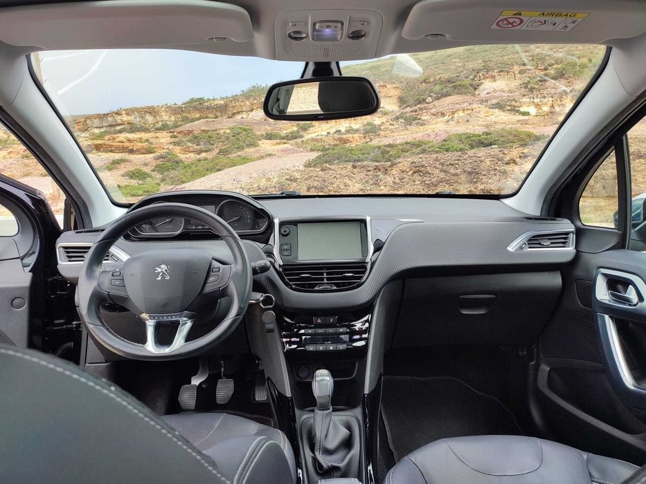 Peugeot 2008 1.2 PureTech Allure