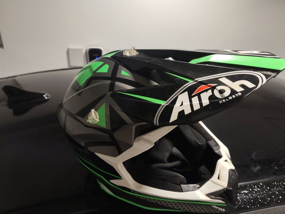 Capacete motocross Airoh Wraap