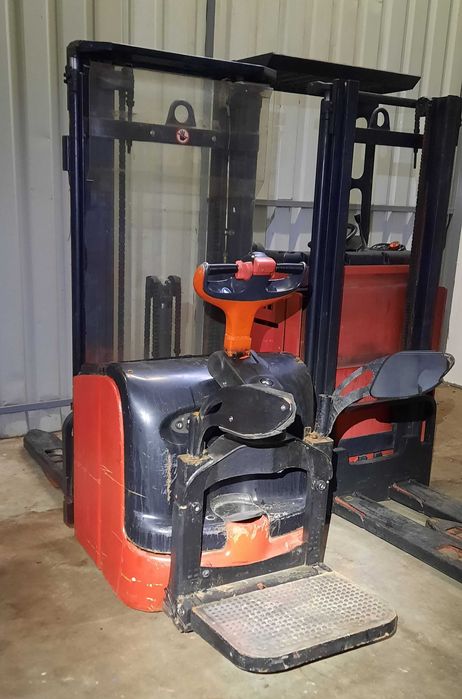 Штабелери гідравлічні