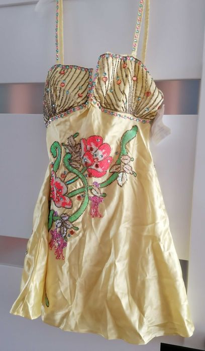 Sukienka XS mini impreza satyna cekiny Design Petite karnawał