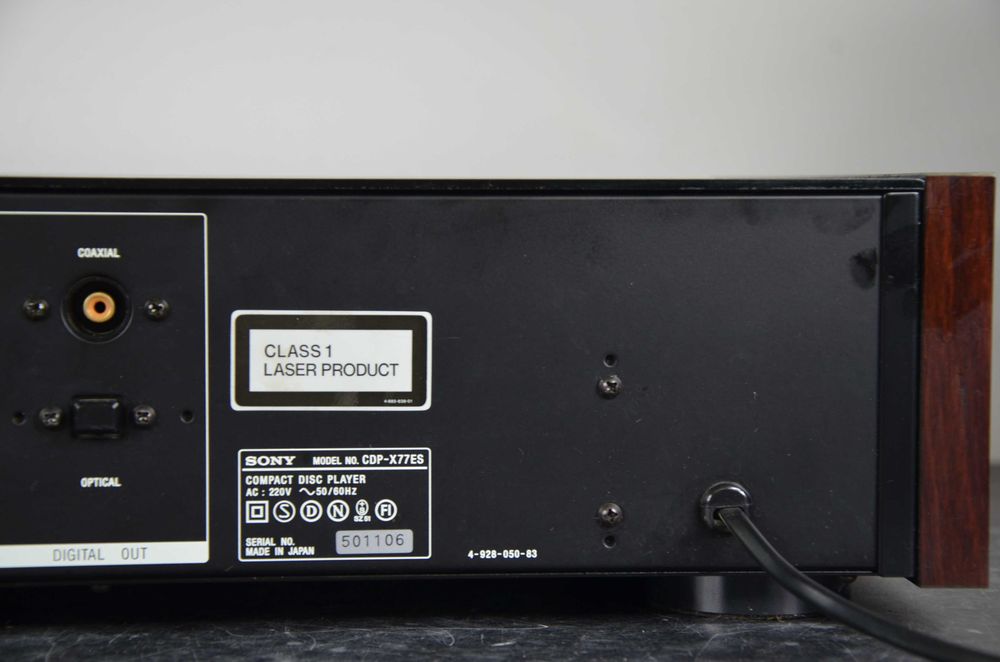 Odtwarzacz CD SONY CDP-X77ES SWOBODA + Pilot