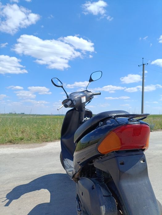 Продам скутер Suzuki