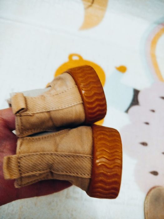 Продам ботінки(Челсі) для двійні
