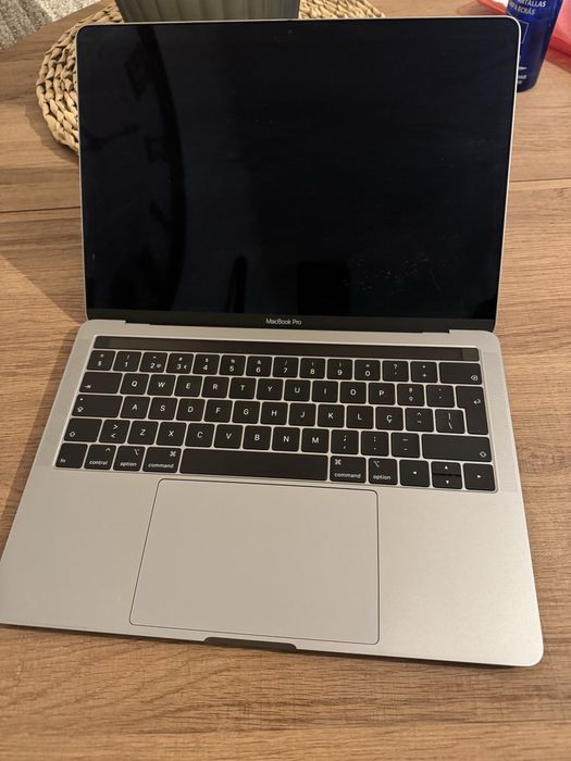 MacBook Pro 13” 2019 | Como Novo | Touch Bar + Touch ID