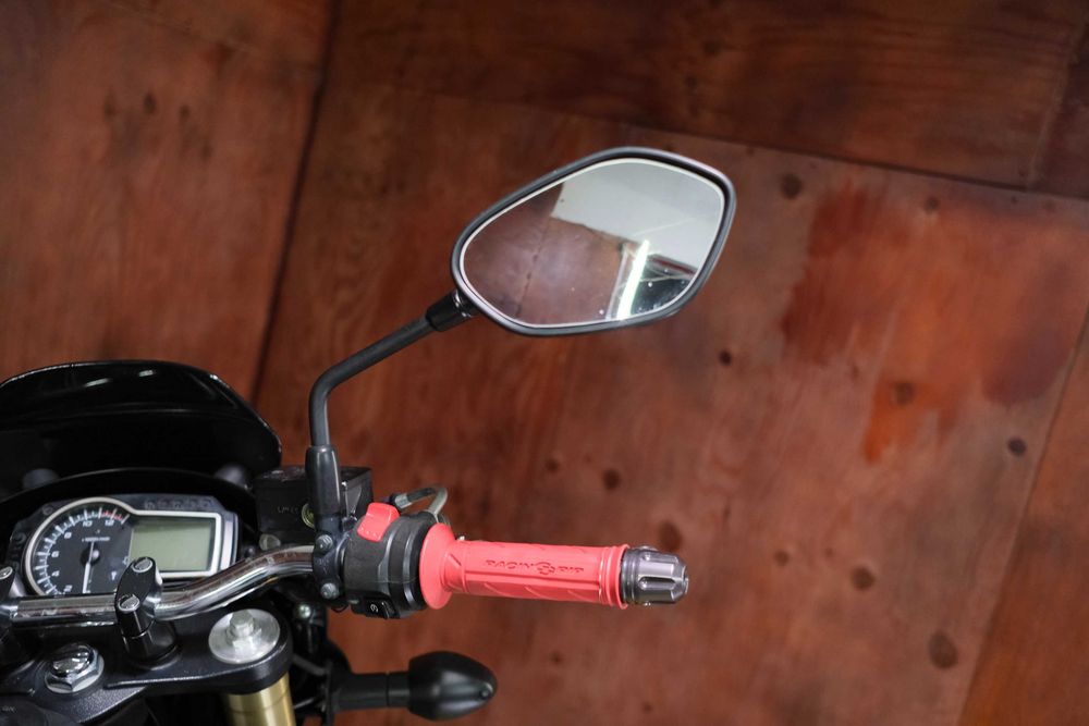 Suzuki GSR750 із Японії