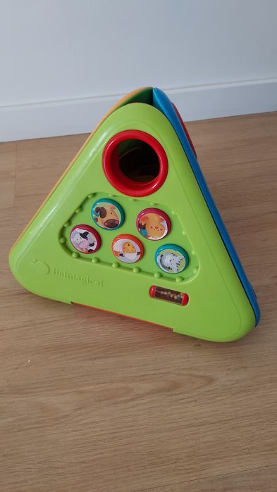 Brinquedo com musica e sons animais