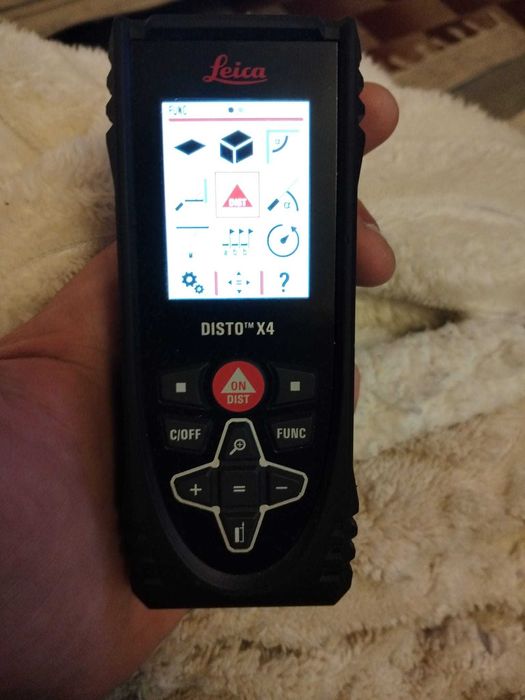 O Leica DISTO X4 é um medidor de distância a laser de alta precisão