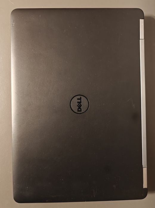 Dell Latitude E5270 – i5 / 8GB RAM / SSD 256GB / Windows 10