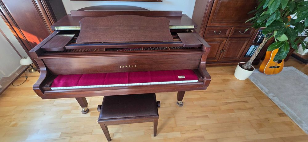 Fortepian Yamaha GC1 SAW