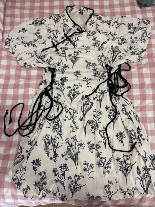 Vestido Shein preto e branco