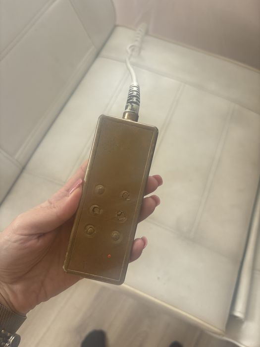 Łóżko elektryczne kosmetyczne zabiegowe do masazu do rzes
