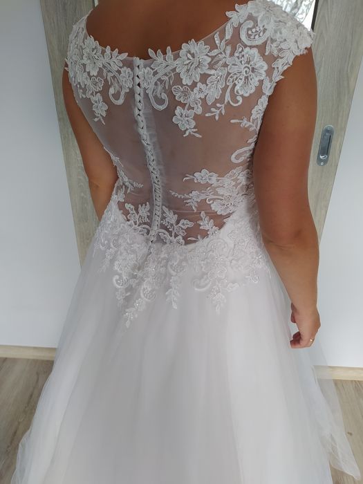 Suknia ślubna ,,Estrella,, księżniczka rozmiar 34/36