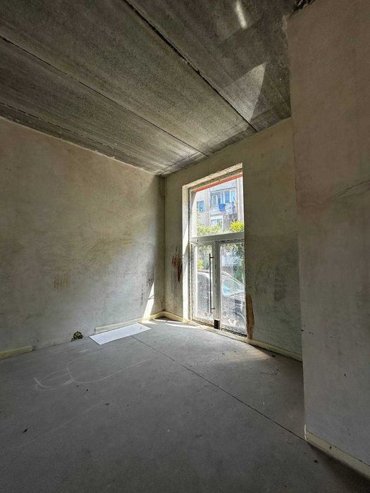 Приміщення біля озера вул. Гурика