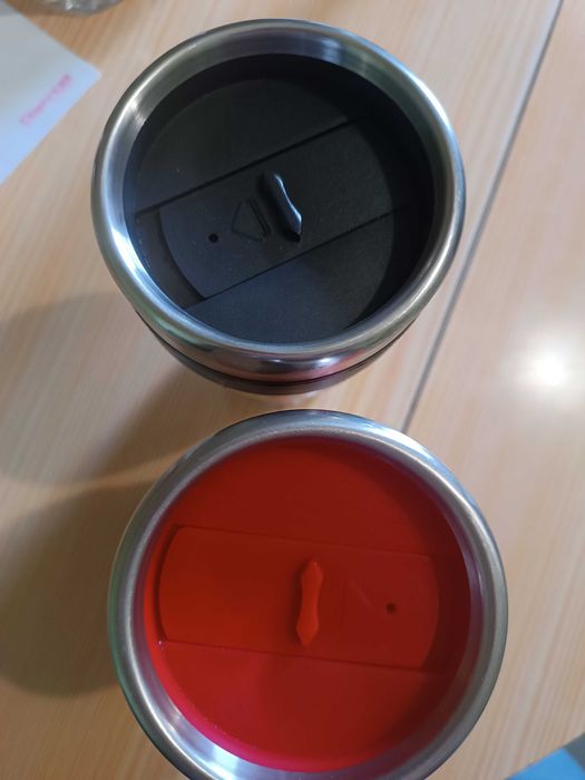 2 copos térmicos para usar no carro