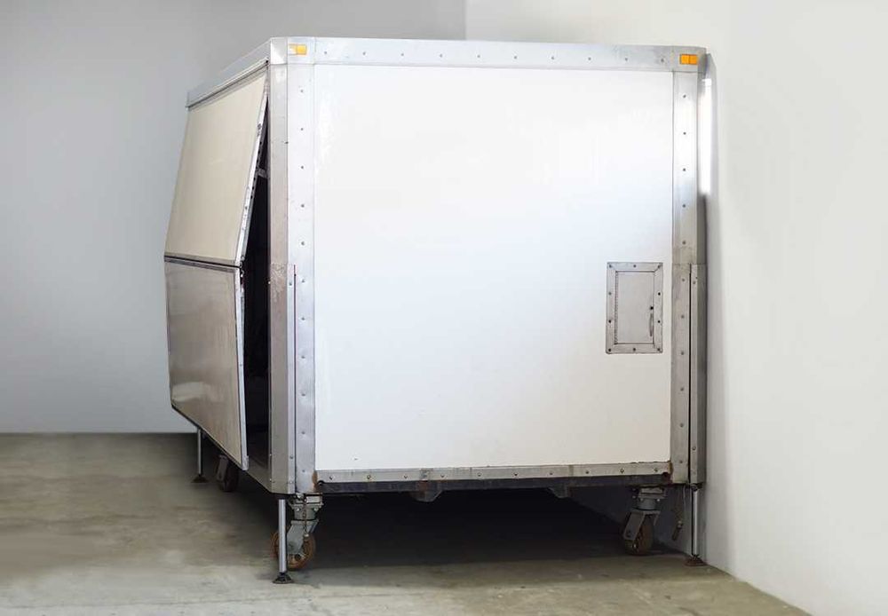 Contentor em sanduíche de Poliuretano/Fibra de Vidro 4500x2430x2460