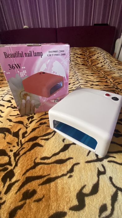 Лампа для маникюра