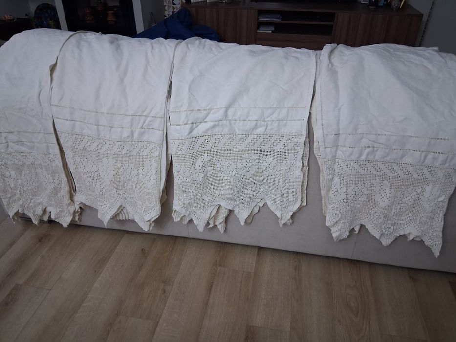 Cortinas em linho caseiroro e renda