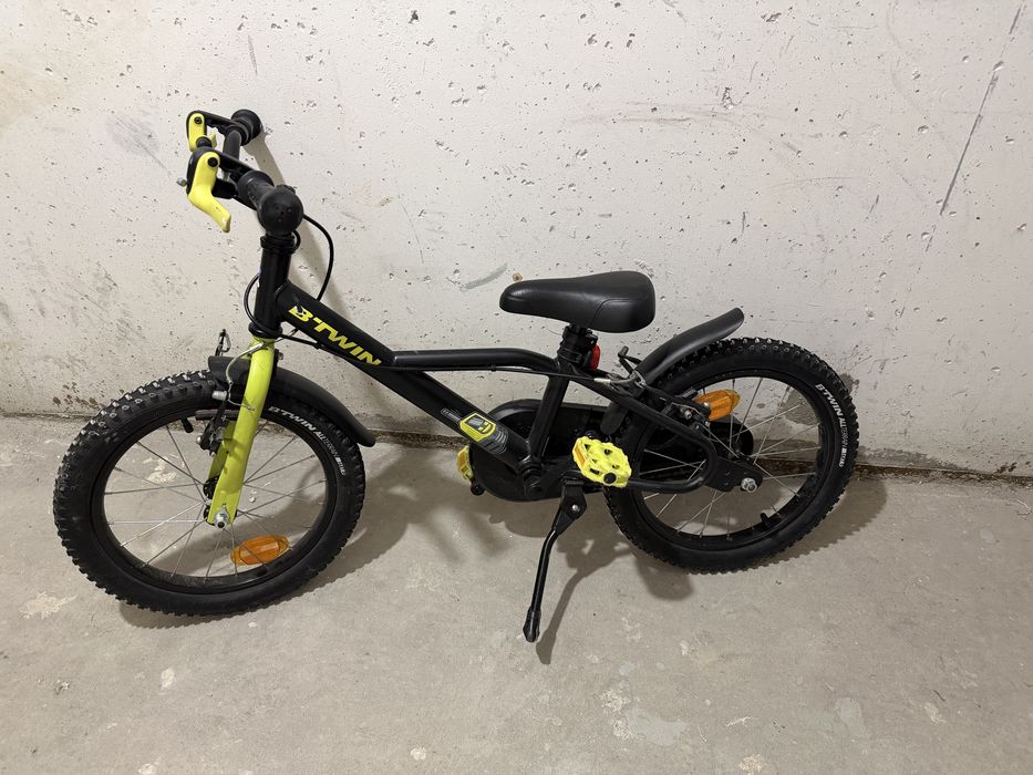 Btwin discover dark hero 16