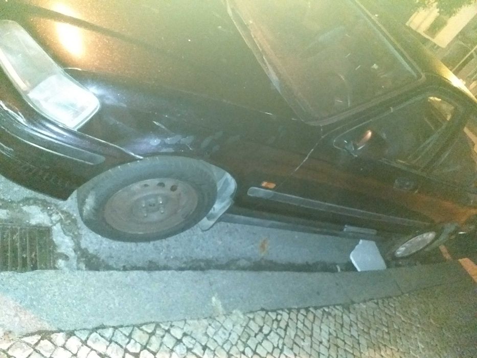 HONDA Civic 1.4iS preto 1998 (214.600km) gasolina