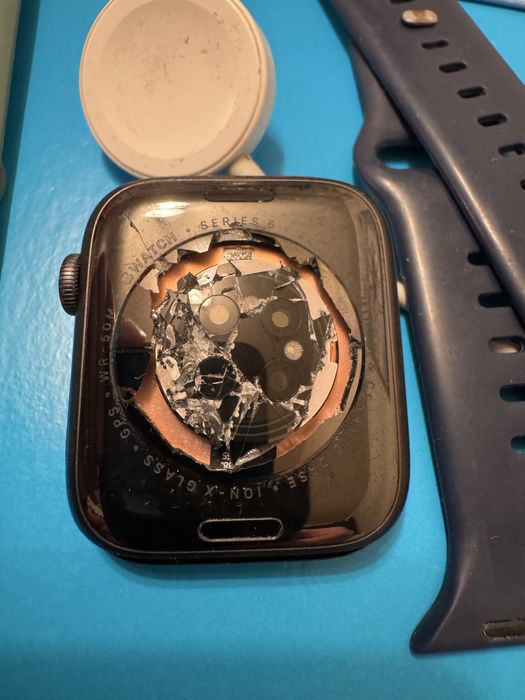Zegarek AppleWatch seria 6 44mm