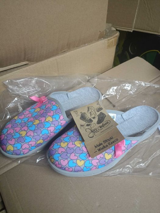 kapcie pantofle damskie dziecięce roz.36
