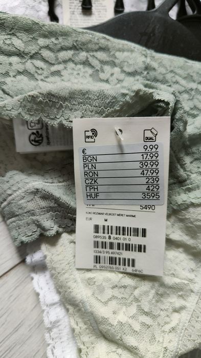 Mega Paka Stringi H&M rozm.M 75szt.