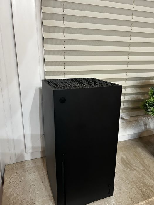 sprzedam Xbox series x