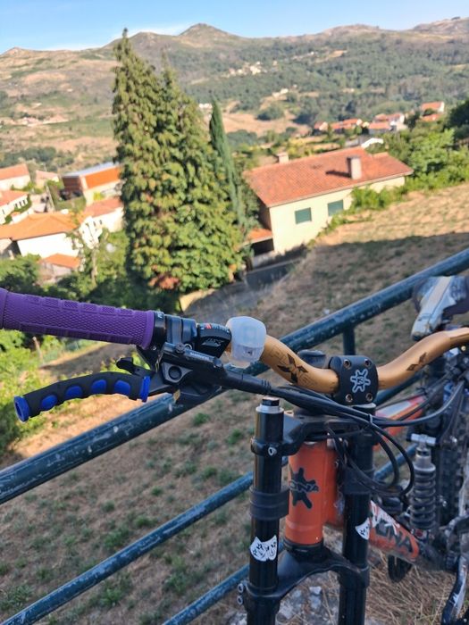 Bicicleta kona stinky