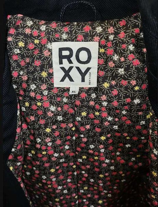 Dwurzędowy płaszczyk Roxy