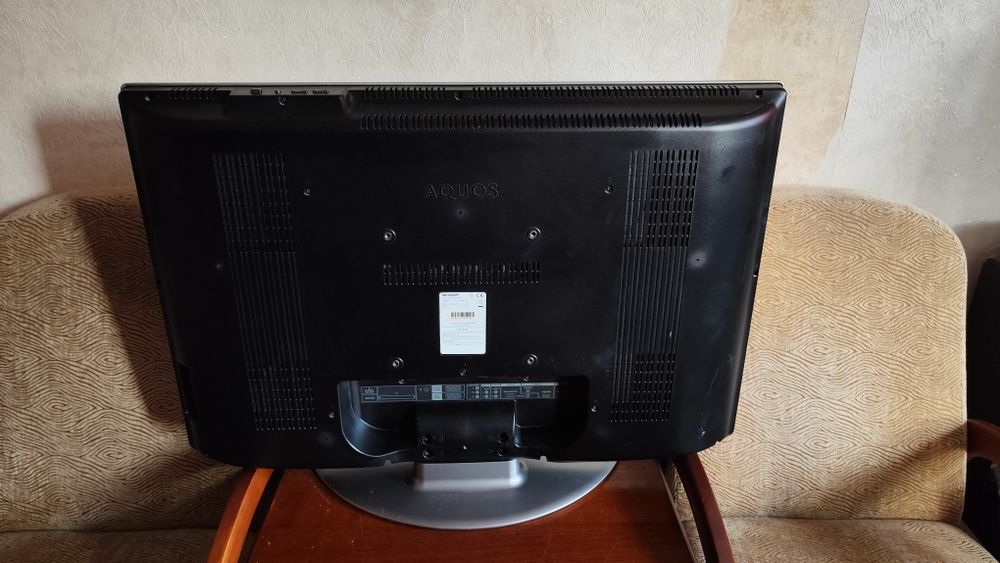 Telewizor Sharp Aquos 37 cali - OKAZJA