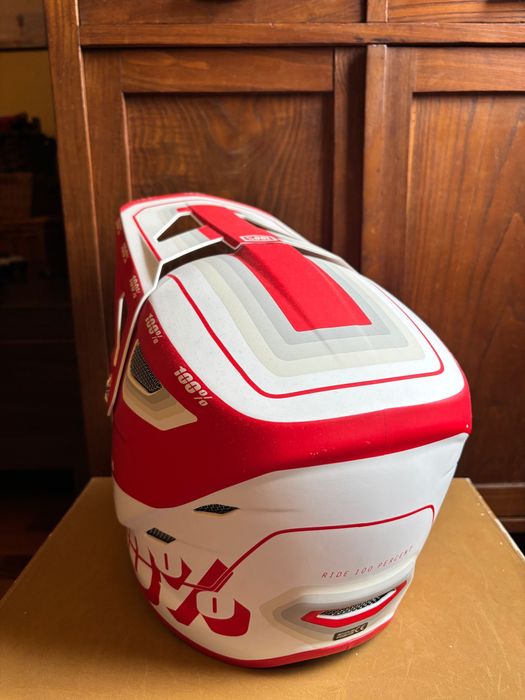 Capacete 100% mountain bike criança