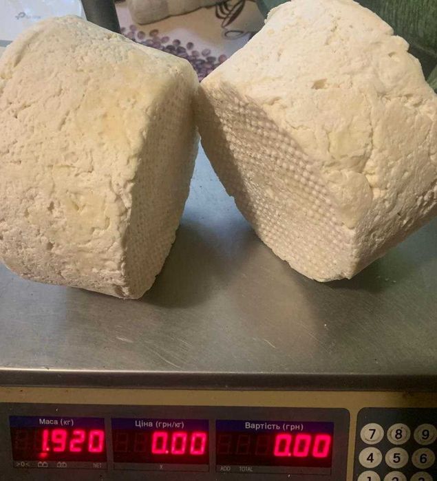 Сир із козиного молока, Качотта, напівтвердий домашній сир.