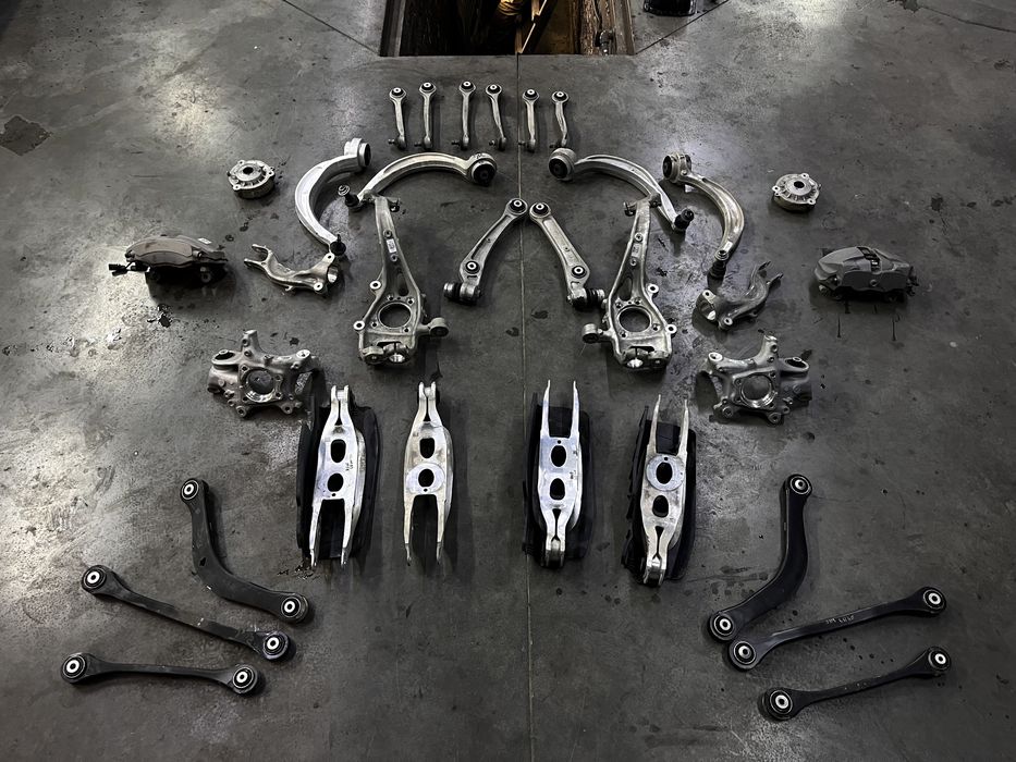 Комплект передня задня ходова ричаг цапфа ауді А4В8 А4В9